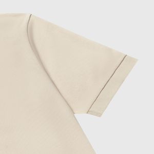 Polo de manga corta unisex, cómodo y a la moda, ideal para todas las estaciones. - Product Image 3