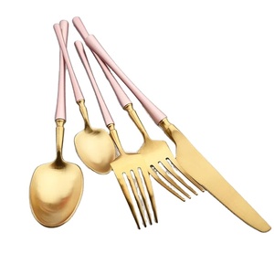 Offre Spéciale d'usine Nouveau design de couverts en métal personnalisés Vaisselle jetable en acier pour usage domestique pour la cuisine et le café - Product Image 1