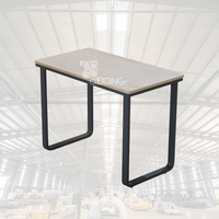 Bureau de travail multifonctionnel en métal ADONG A05 |   Table moderne à montage facile pour les réunions de travail et le télétravail |   Fabriqué au Vietnam