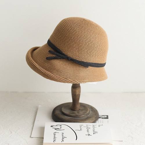 น้ำตาลอ่อน