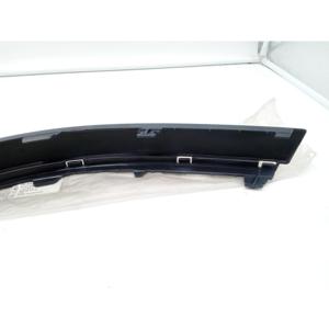 VOLKSWAGEN Passat Variant 3ème Série (00>05) Moulure de pare-chocs avant droite 3b0807718b - Product Image 3