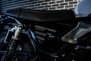 NUEVA Motocicleta Triumph SPEED TWIN 900 2026, Nueva Motocicleta de Aventura - Product Image 2