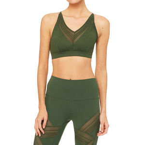 Soutien-gorge de sport vert à col en V pour femme, maintien moyen, uni, respirant, sans coutures, idéal pour le yoga et le fitness - Product Image 1