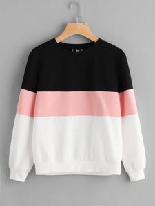Sweat-shirt d'hiver pour femme, prix usine OEM, blocs de couleur, logo brodé personnalisé, col rond, à capuche - Product Image 2