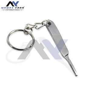 Porte-clés en forme de scalpel miniature, instruments chirurgicaux, porte-clés en acier inoxydable, outil médical de précision - Product Image 2