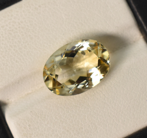 5.96 CT Natural light pale <b>Citrine</b> Loose Stone Oval Shape Faceted <b>Citrine</b> Gemstone 14X10X7 mm - Product Image 2