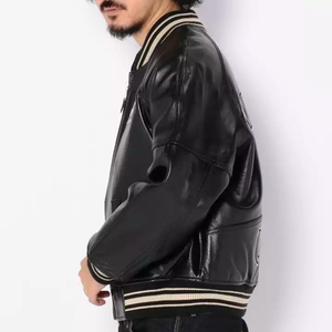 Chaqueta de Cuero PU Negra de Béisbol con Bordado de Diseño Personalizado de Alta Calidad, Chaqueta Bomber Letterman con Cierre para Hombre - Product Image 3