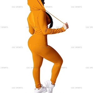 Sweat à capuche et pantalon pour femmes, survêtements sur mesure avec des couleurs et des designs attrayants aux prix d'usine de gros - Product Image 6