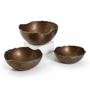 Latest Design Metal Salad Bowls Dining Table Serving Bowl Gold Color Hotels <b>Dinnerware</b> Serving Bowls Handmade - Product Image 6