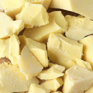 Manteca de cacao vietnamita: extraída naturalmente de granos vietnamitas de primera calidad, utilizada en chocolate blanco, cuidado de la piel y jabones - Product Image 3