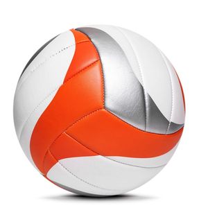 Palla da pallavolo in PVC cucita morbida e leggera personalizzata per giochi di allenamento scolastico per bambini o eventi di promozione - Product Image 2