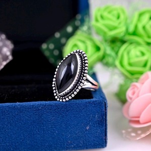 Joyería de piedras preciosas de topacio blanco para mujer, anillo de estilo bohemio de plata, joyería de plata de ley 925, anillo hecho a mano de tendencia, Regalo para mamá - Product Image 4