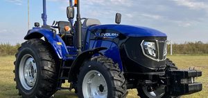 รถแทรกเตอร์ Lovol 904 มือสอง ขับเคลื่อน 4 ล้อ (4WD) อเนกประสงค์ พร้อม PTO ความเร็วมาตรฐาน 540/1000 รอบต่อนาที และถังน้ำมันเชื้อเพลิงคู่ขนาด 145 ลิตร - Product Image 6