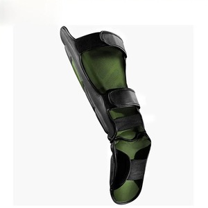 Protège-tibias en cuir léger pour jeunes pour le Muay Thai Boxe Kickboxing Karaté MMA avec logo personnalisé Protège-tibia - Product Image 2