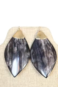 Pendientes de Moda con Diseño de Cuerno, Joyería Artesanal Natural, Pendientes con Diseño de Cuerno de Crescent Crafts - Product Image 2