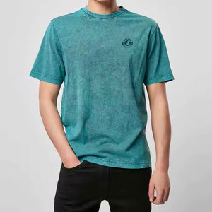 Camiseta con efecto acid wash, tela lavada con tacto suave, perfecta para ropa urbana, conjuntos casuales y uso diario. - Product Image 6