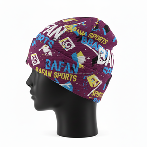 Bonnet pour femme en tissu tricoté doux 250 GSM, imprimé sur toute la surface, multicolore avec patch logo personnalisé, bonnet jacquard - Product Image 3