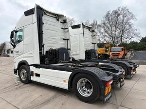 Nuovo Volvo FH 500 RETARDER 4x2 2025 con Trasmissione Automatica, Motore a Combustione Interna Euro 6, Turbo 400 CV 500 Nm - Product Image 3