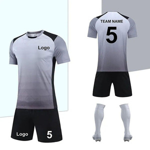 Venta al por mayor de fábrica, camiseta de fútbol personalizada para hombre, uniforme de fútbol de poliéster de secado rápido, ropa deportiva asequible para equipos de adultos - Product Image 5