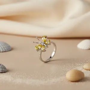 Anillo de Plata 925 con Mariposa y Turquesas para Mujer, Patrón Geométrico, Rectangular, Plateado en Platino y Rodio - Product Image 1