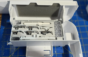 Machine à coudre et à broder Brother SE2000 - Prête pour la connexion sans fil (LAN) - À vendre - Product Image 4