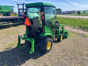 Tractor Agrícola Usado, John Deere 5100M, 55HP, 4x4, Motor Fawde, Cojinete, Engranaje, Cargador Frontal, Stock en Estados Unidos - Product Image 6