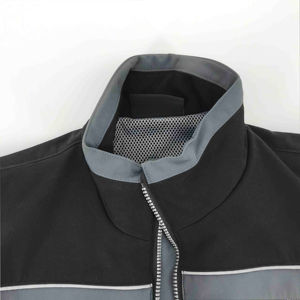 Veste softshell en polyester personnalisée OEM pour hommes, veste respirante, imperméable et durable pour hommes - Product Image 4