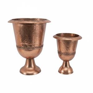 Jarrón de Trompeta de Metal Antiguo de Cobre Hecho a Mano en Diseño Nuevo, Arreglo de Flores Artificiales para Decoración de Bodas y Fiestas - Product Image 4