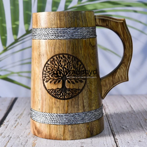 Tasse en bois artisanale pour thé et café avec un large aspect rustique par Tradebyd - Product Image 2