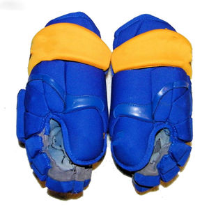 Gants de hockey sur glace en gros Gants de sport Gants de hockey sur glace étanches avec doigt complet avec logo et design personnalisés à vendre OEM - Product Image 2