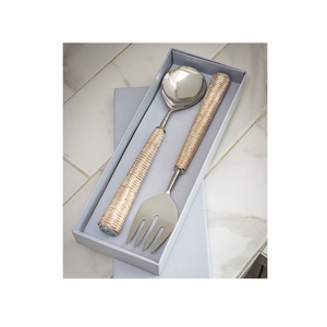 Service à salade en métal de couleur argent avec poignée plaquée or cuillère et fourchette à salade en métal couverts en métal nouveau serveur à salade - Product Image 1