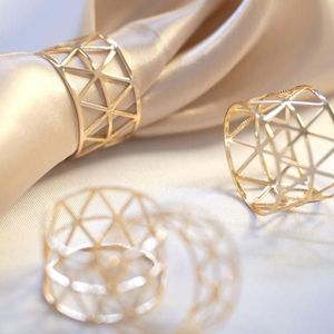 Serviette en or doux avec doublure en laiton Rond de serviette pour fête de mariage Dîner Décoration de table de Noël Rond de serviette en métal minimaliste - Product Image 6