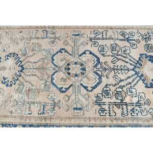 Alfombra Turca Vintage de 3.2x8 pies, Alfombra de Pasillo, Alfombra con Puntos Azules - Product Image 5