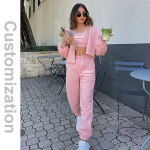 Conjuntos de Sudadera con capucha de manga larga de gran tamaño para mujer personalizados Sudadera con capucha recortada con cremallera y pantalones Trajes de 2 piezas con chándal bordado - Product Image 4