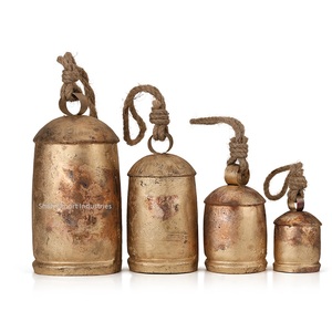 Rústico antiguo oro Metal Vintage vaca campanas racimo yute cuerda colgante campana Shabby Chic Navidad vacaciones Decoración - Product Image 1