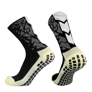 Men's Anti Slip Crew <b>Socks</b> Breathable Sports <b>Socks</b> <b>Grip</b> Sole Athletic Training <b>Socks</b> <b>Custom</b> Branding - Product Image 1