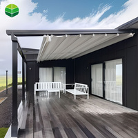 Pergola de restaurant moderne en PVC Pergola rétractable à toit persiennes et gazebos d'extérieur