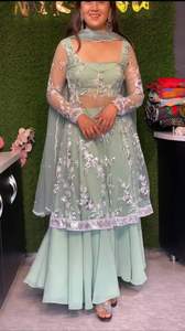 Nouveau Designer Collection Soft Net Séquence Broderie Koti Faux Georgette Choli Et Palazzo Avec Net Dupatta Au Prix De Gros - Product Image 2