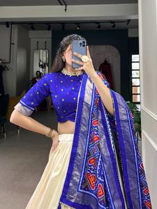 Lehenga choli ชุดแต่งงานแบบรูดซิปมีเชือกผูกแบบอินเดียผ้าแคนวาสผ้าไหมแบบปากีสถาน - Product Image 5