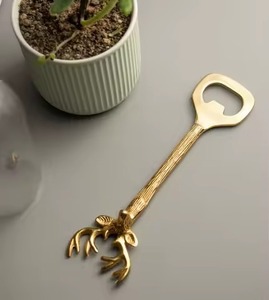 Abridor de Botellas Multifuncional Moderno de Hierro Sólido, Ecológico y Duradero para el Hogar, Barra y Uso Diario - Product Image 3