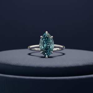 Bague de fiançailles solitaire en diamant de laboratoire de taille marquise bleu fantaisie 1 ct, or massif 14 carats, clarté VS, certifiée IGI, coupe excellente - Product Image 2
