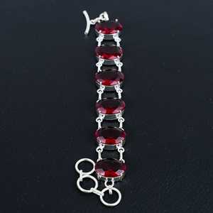 Bracelet à breloques en grenat rouge fait main, argent sterling 925, réglable, bijoux de luxe en pierres précieuses, cadeau élégant pour un anniversaire, pour femmes - Product Image 4