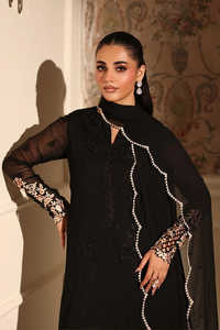 Robe longue en mousseline de soie élégante avec broderie et ornements décoratifs Lehenga Choli pour les occasions spéciales - Product Image 3