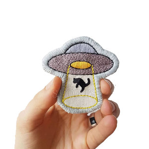 Parche bordado ecológico con borde Merrow para ropa de marca y ropa de trabajo - Product Image 1