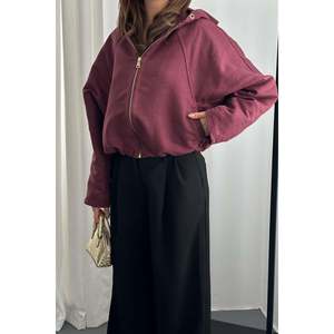 Chaqueta Corta con Capucha Color Borgoña - Borgoña - Product Image 4