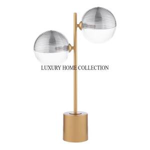 De grands lampadaires sur pied avec des designs arqués pour des appartements urbains élégants et des espaces de vie confortables avec un éclairage ambiant - Product Image 2