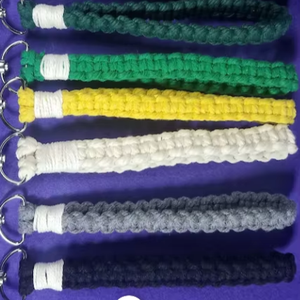 Bracelet en macramé - Product Image 1