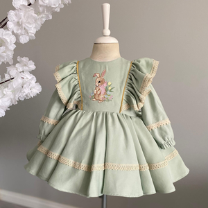 Robe en lin doux brodée à la main pour bébés filles, style décontracté pour le premier anniversaire des tout-petits, fabrication OEM au Vietnam - Product Image 2