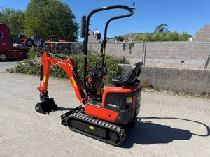 Mini-excavatrice Kubota K008-5 à oscillation zéro, micro-excavatrice diesel avec hydraulique auxiliaire - Product Image 6