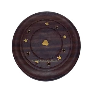 Placa de palo de incienso de madera con incrustaciones de estrella de latón y corazón, accesorios de fragancia para el hogar - Product Image 4